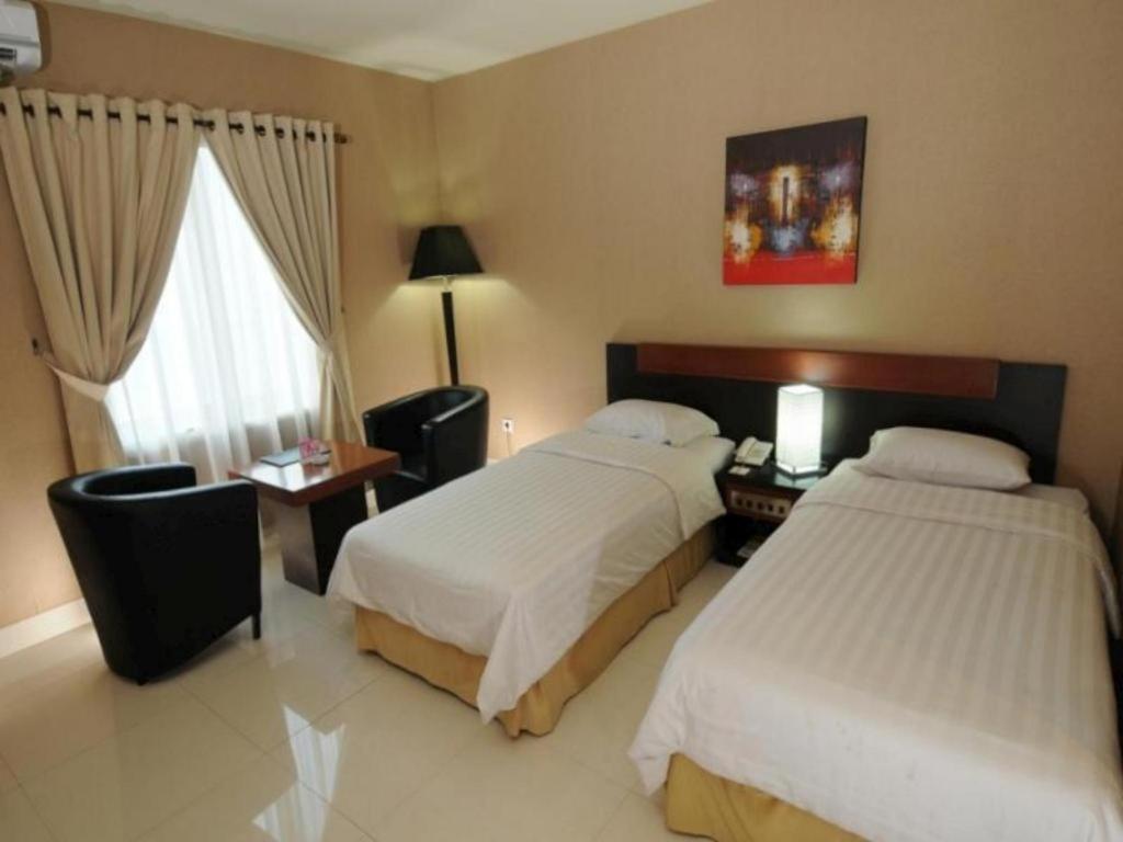Orchardz Hotel Gajah Mada Pontianak Exterior foto