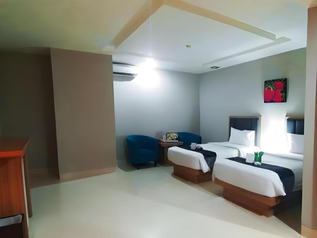 Orchardz Hotel Gajah Mada Pontianak Exterior foto